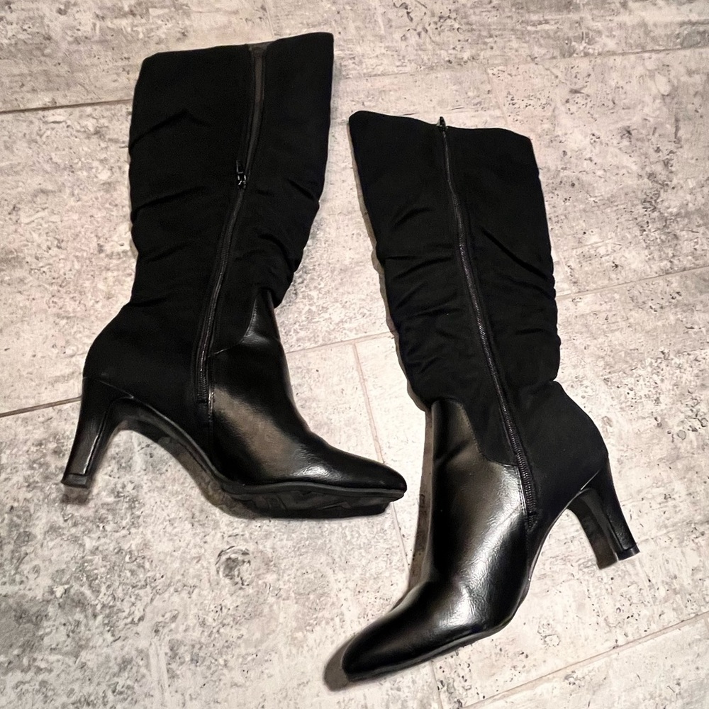 Life Stride Women's slouchy Black Mid-Calf Heeled Boots